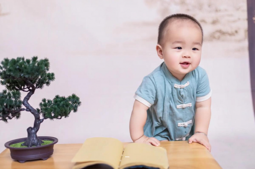余江怀孕初期肚子紧绷